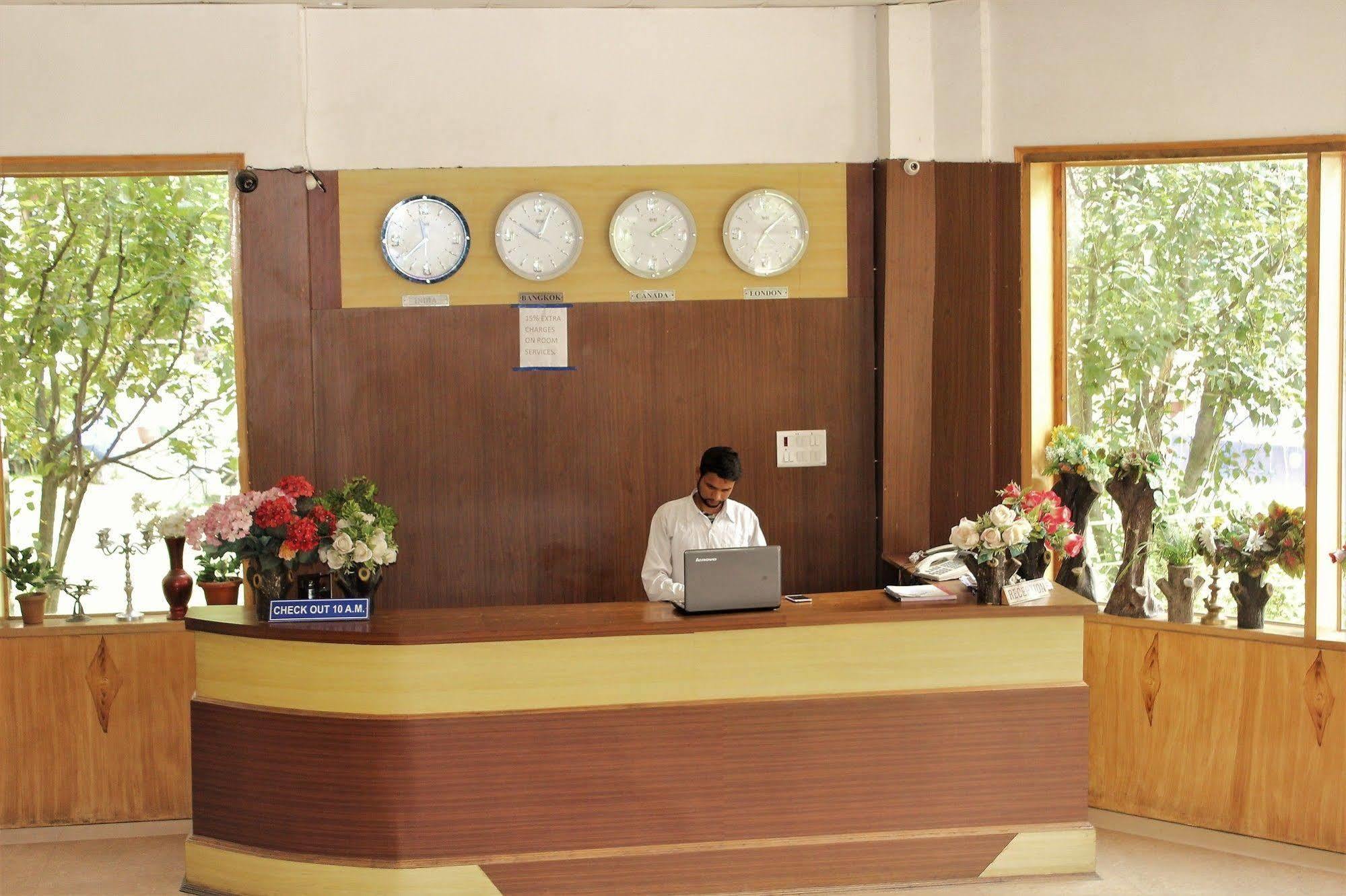 Hilltone Resorts & Spa Manali  Luaran gambar